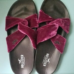 💕 Hollister sandals